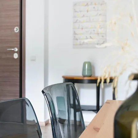 New Renovated 1b Close To Historic Center Apartment *